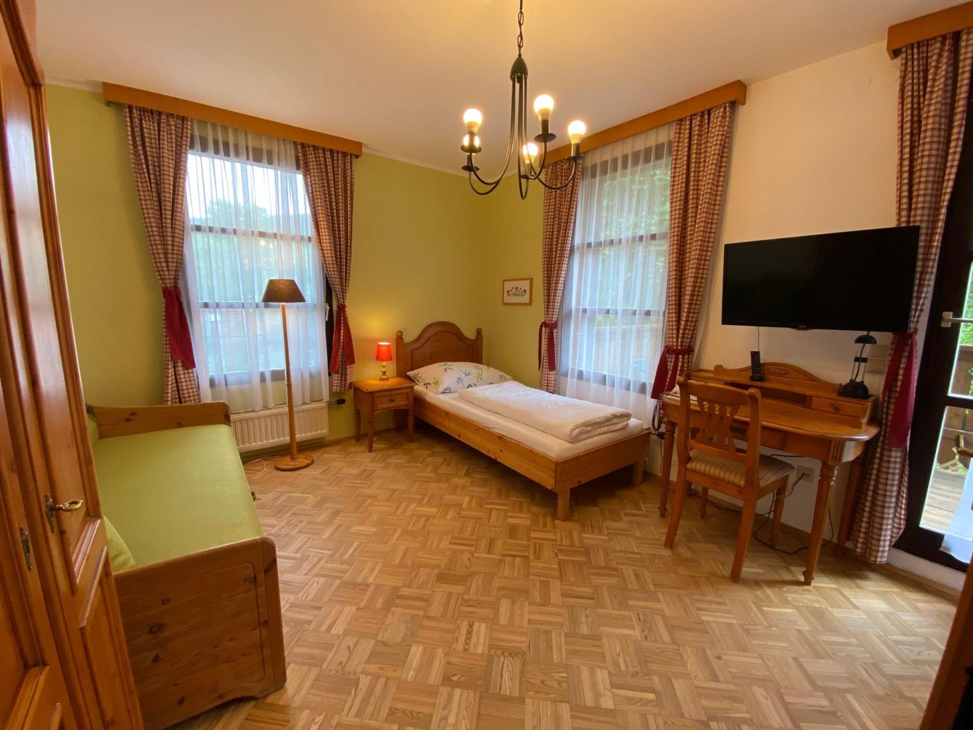 Steinschalerhof Hotel Warth  Екстериор снимка