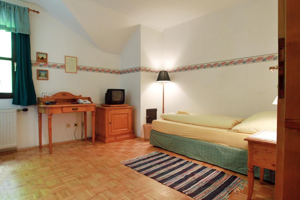 Steinschalerhof Hotel Warth  Екстериор снимка